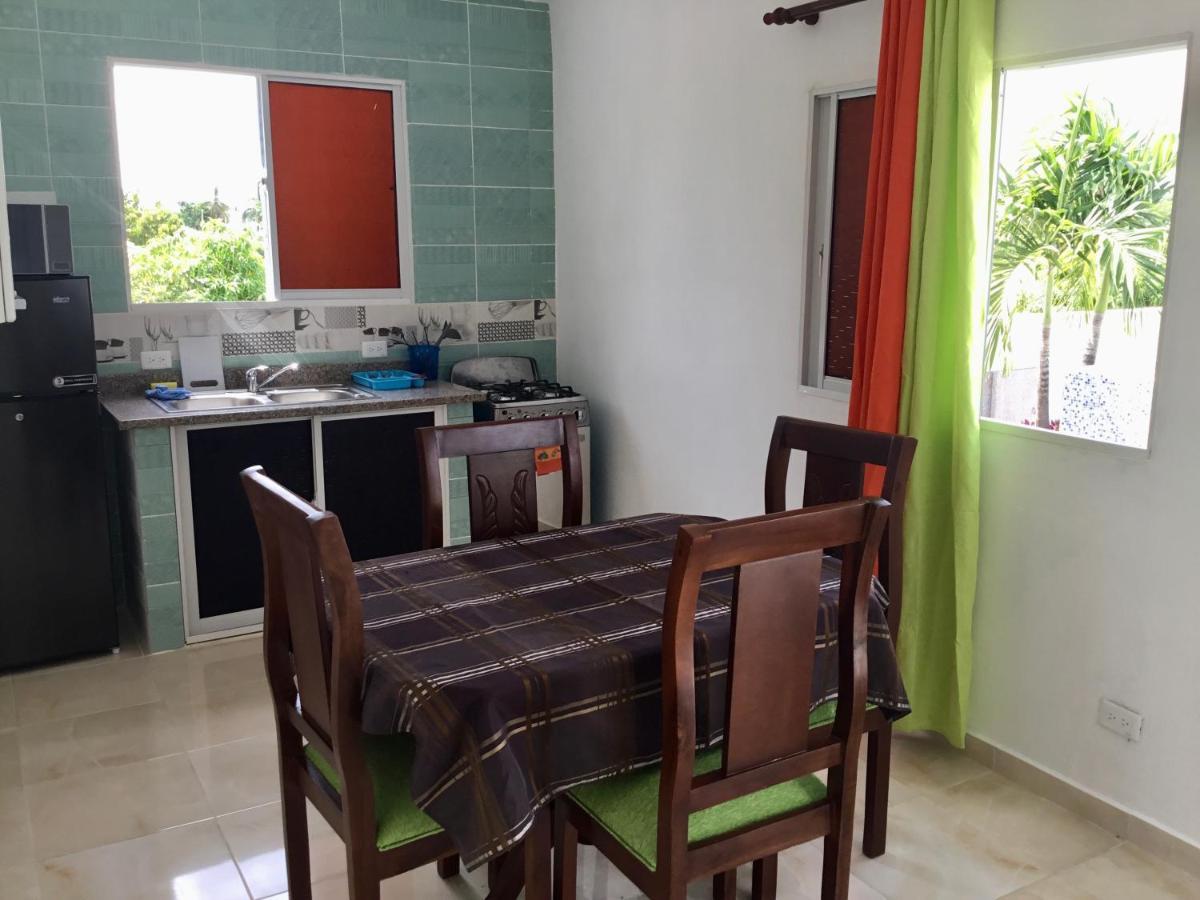 Posada El Sol, Home Near Airport Sdq Boca Chica Buitenkant foto